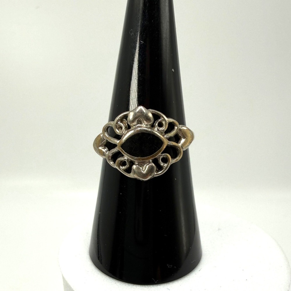 Vintage Silver Tone Black Filigree Heart‎ Ring Size 7.25 Ornate Boho